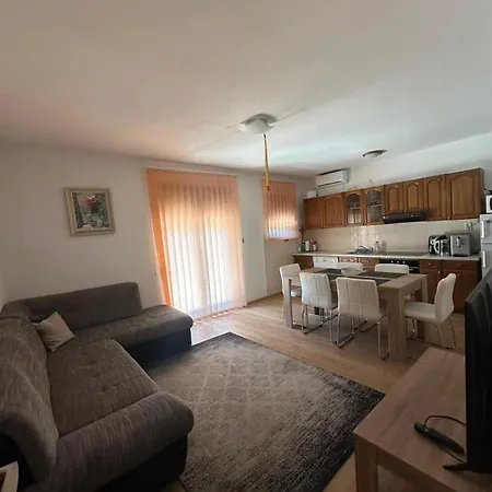 Daire House Near Split& Trogir Kastela