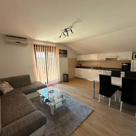 House Near Split& Trogir Appartement *
